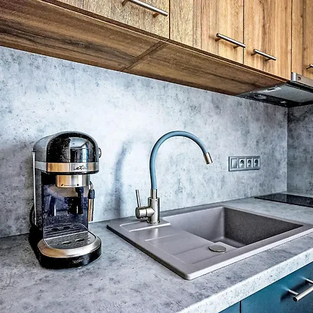 Studio Anenske Udoli-1 By Interhome * هاراشوف